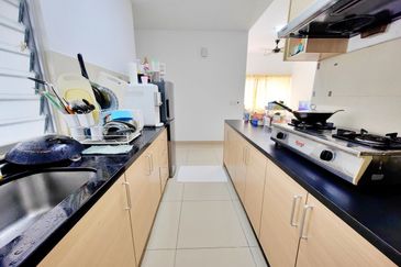 Kiara Court - Nilai Impian