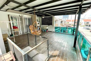 Taman Desa Bestari, Salak Tinggi