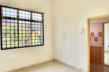 IDAMAN VILLA @ BANDAR SRI SENDAYAN