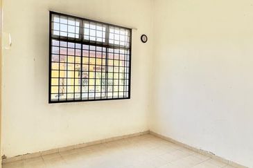 IDAMAN VILLA @ BANDAR SRI SENDAYAN