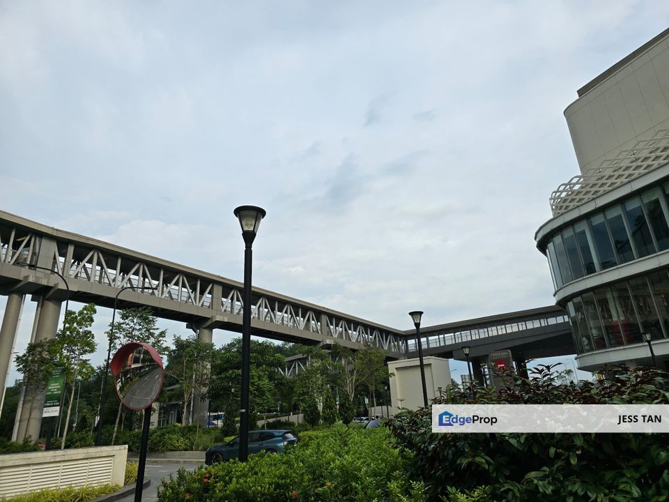 Rent-Corner Unit & Link Bridge Access to Pavilion Mall- The Park 2, Kuala Lumpur, Bukit Jalil