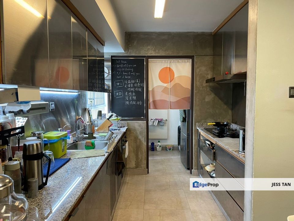 Nearest Block to GuardHouse & Nicely Renovated 3BR & Balcony with 163 Mall View - Mont Kiara Pines @ Kuala Lumpur, Kuala Lumpur, Mont Kiara