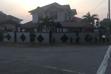 KEMAYAN COUNTRY TOWNSHIP (RASAH KEMAYAN)