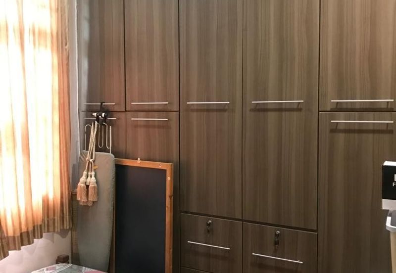 KEMAYAN COUNTRY TOWNSHIP (RASAH KEMAYAN)