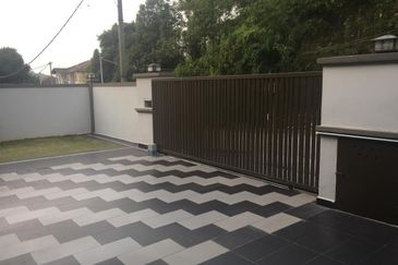 KEMAYAN COUNTRY TOWNSHIP (RASAH KEMAYAN)