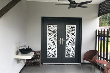 KEMAYAN COUNTRY TOWNSHIP (RASAH KEMAYAN)