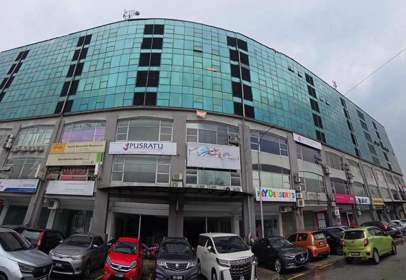 Worldwide Business Park