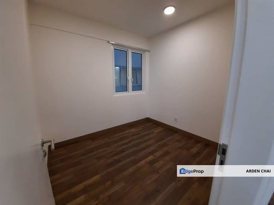 High-Floor Gem at Sentul Point | 39th Floor | 2-Bedroom Condo for Sale – Only RM375,000!, Kuala Lumpur, Sentul