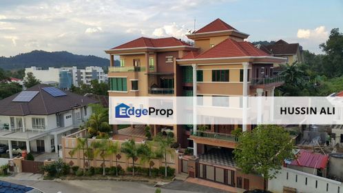 3.5 Storey Bungalow, Lestari Putra 5, Seri Kembangan (FULLY FURNISH + 10 BEDROOM + PRIVATE LIFT + SPACIOUS PORCH), Selangor, Seri Kembangan