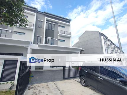 (END LOT) Lakefield Tropicana Heights Kajang, 3 Storey Terrace, Selangor, Kajang