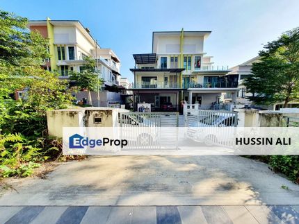 (SPACIOUS+SEMI D) Vista Hills, Bandar Mahkota Cheras, 2.5 Storey Semi Detached, Selangor, Cheras