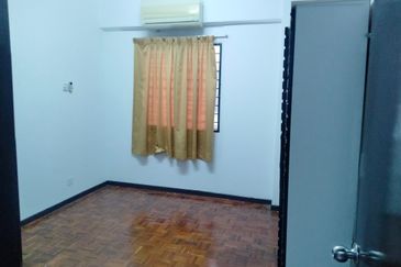 City Garden Palm Villa Condominium