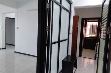 City Garden Palm Villa Condominium