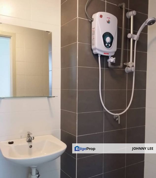 Residence 8 fully furnished with 2bedrooms, 3 bathrooms and a covered car park for rent , Kuala Lumpur, Jalan Klang Lama (Old Klang Road)