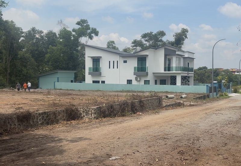 Putra Jaya bumi lot bungalow land for sale