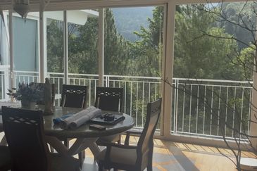 Genting highlights Berjaya Hill Resort bungalow for sale