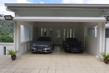 Genting highlights Berjaya Hill Resort bungalow for sale