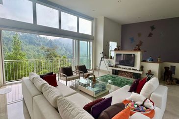 Genting highlights Berjaya Hill Resort bungalow for sale