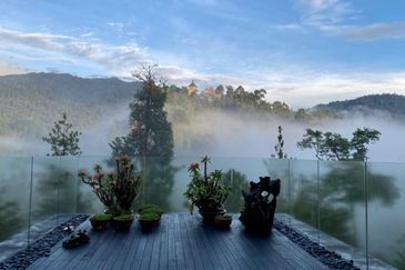 Genting highlights Berjaya Hill Resort bungalow for sale