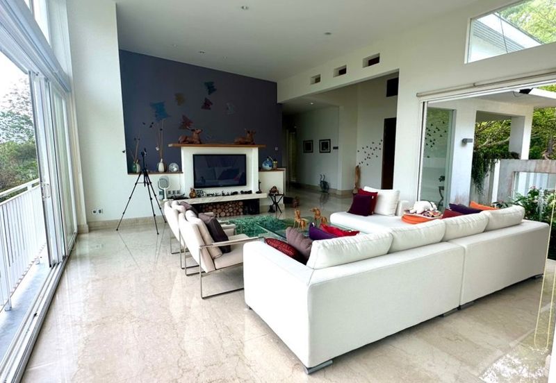 Genting highlands Berjaya Hill Resort bungalow for sale