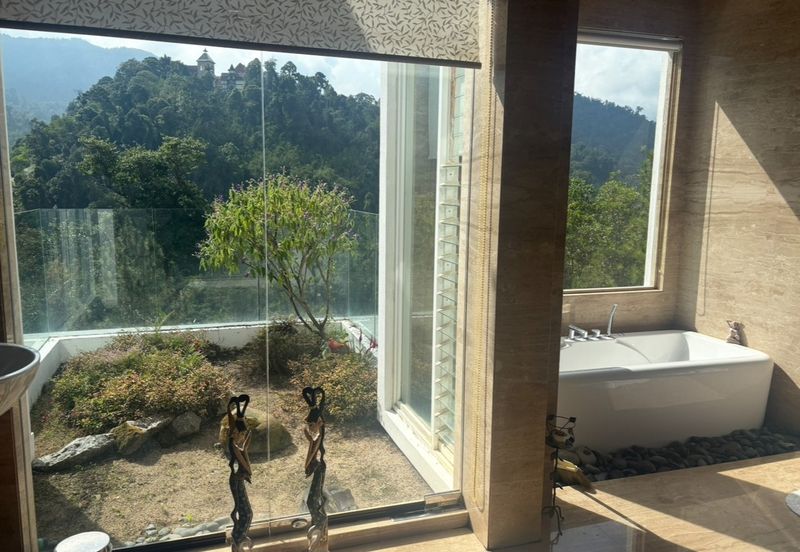 Genting highlands Berjaya Hill Resort bungalow for sale