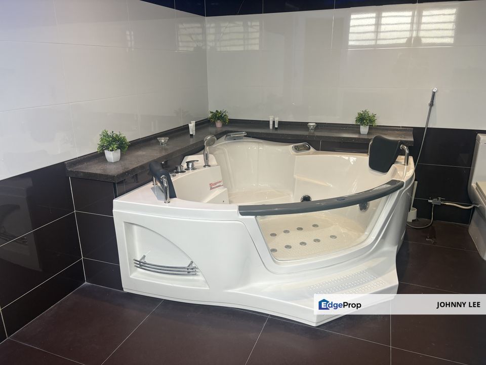 Tamu Hill Batang Kali 3 storey terrace house for sale, Selangor, Batang Kali