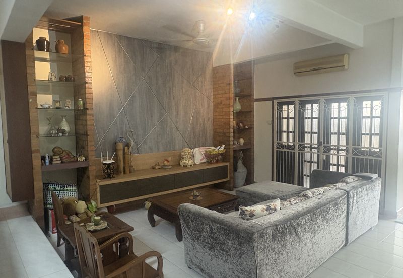 Happy Garden (Taman Gembira)