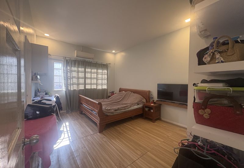 Happy Garden (Taman Gembira)