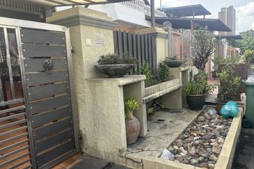 Happy Garden (Taman Gembira)