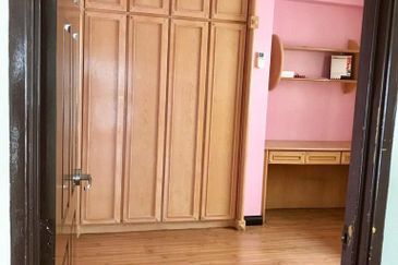 Villa Emas Condo, Bayan Lepas, P.Pinang