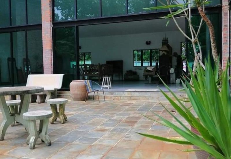 Kerling 1.63 acres Fruit Orchard with holiday bungalows 