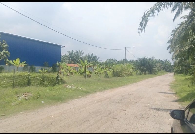 Telok Panglima Garang 2 acres oil palm