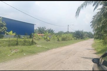 Telok Panglima Garang 2 acres oil palm
