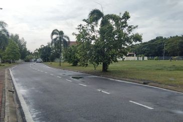 Taman Bayu Emas