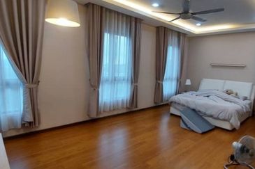 Zefer Hill Residence