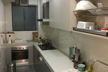 Zefer Hill Residence