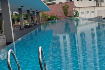 Zefer Hill Residence