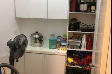 Zefer Hill Residence