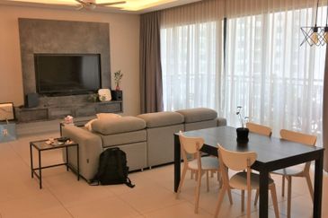 Zefer Hill Residence