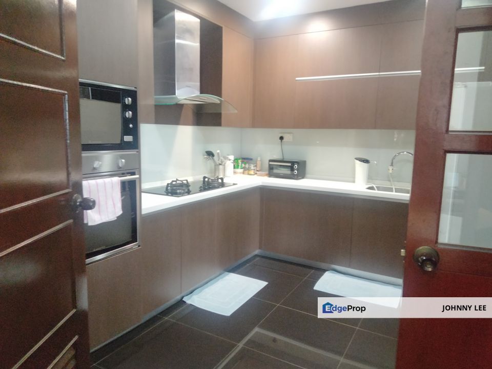 Bangsar Puteri condo 1500 sft furnished with 3 rooms 2 baths, Kuala Lumpur, Bangsar