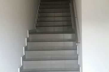 B3 Commerz Square Shop Office