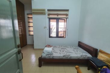 Bungalow Bandar Tun Hussein Onn