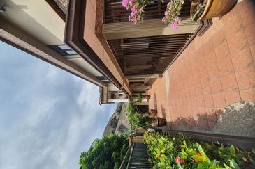 Bungalow Bandar Tun Hussein Onn