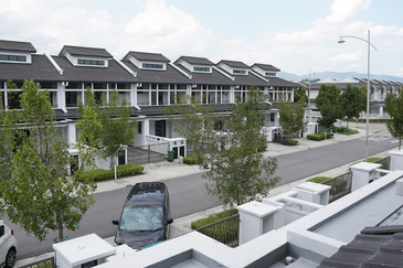 Cradleton @ Eco Majestic