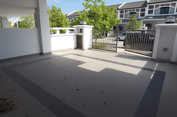 Cradleton @ Eco Majestic