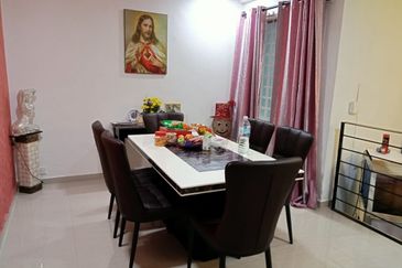 Taman Desa Aman Cheras 22 x 80 Fully Extended Renovated