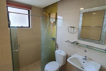 Royal Domain Sri Putramas II