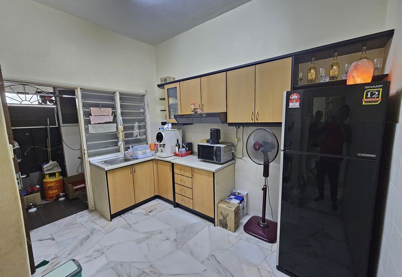 SL 6, Bandar Sungai Long