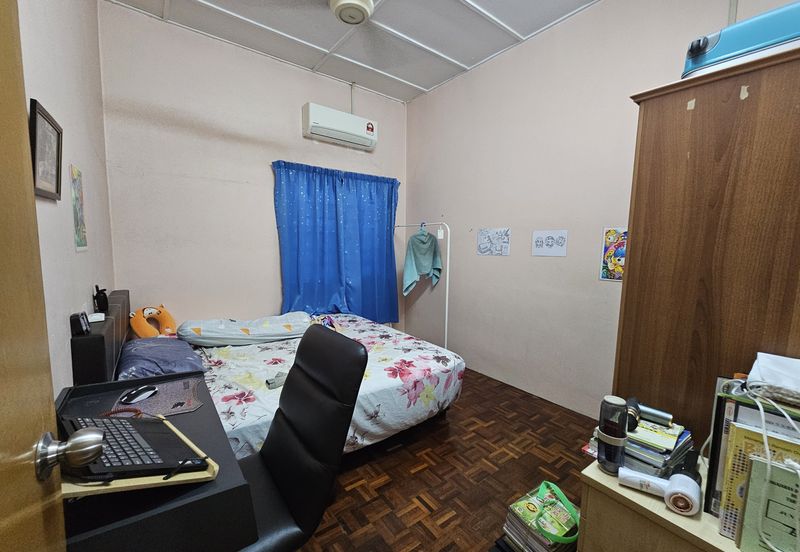 SL 6, Bandar Sungai Long