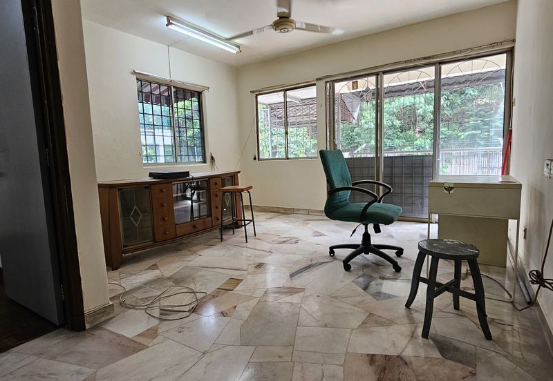 Taman Midah Townhouse